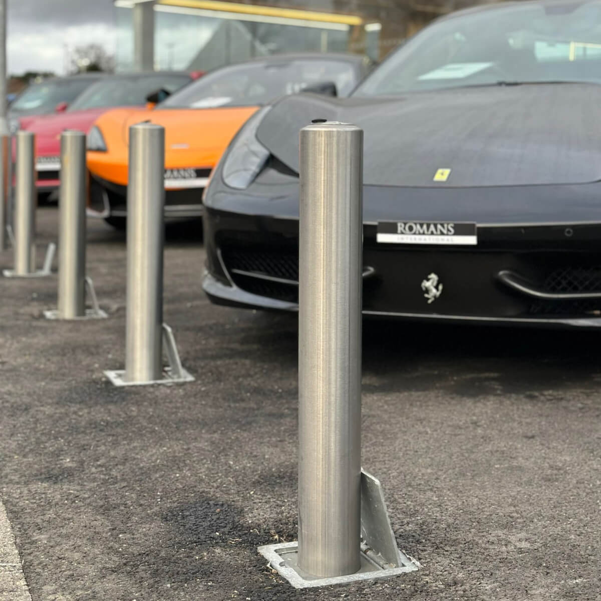 Medium Stainless Steel Telescopic Driveway Bollard